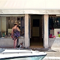 122 Turista con cane (1)_sq